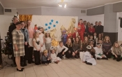 Dzieci ze świetlicy parafialnej wraz z opiekunami